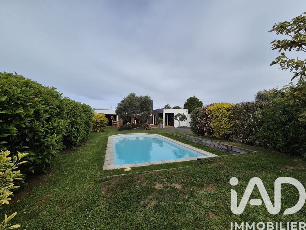 � vendre  Villa L'Houmeau (17137)