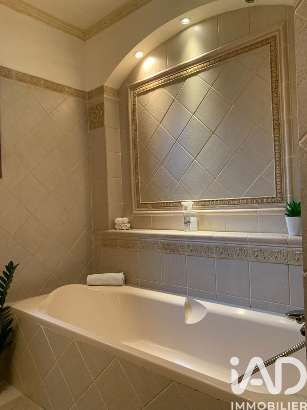 � vendre  Maison Saint-Paul-de-Vence (06570)