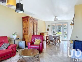  Maison  vendre 8 pices 180 m