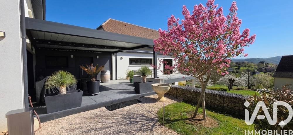 � vendre  Villa Saint-Jean-Lespinasse (46400)