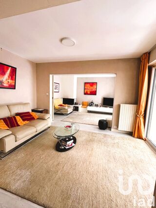  Maison  vendre 6 pices 210 m