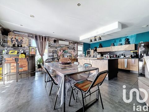   Vente Maison traditionnelle 6 pi�ces Maison - 6 pi�ce(s) - 127 m�