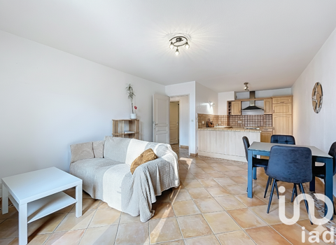   Location Appartement 2 pi�ces Appartement - 2 pi�ce(s) - 55 m�