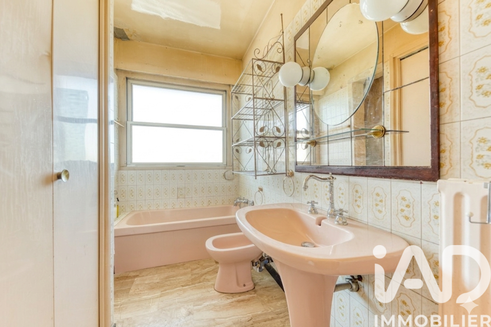 � vendre  Villa Noisy-le-Grand (93160)