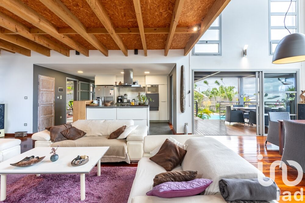 � vendre  Maison L' �tang-Sal� (97427)