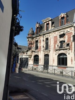 Maison  vendre 12 pices 320 m