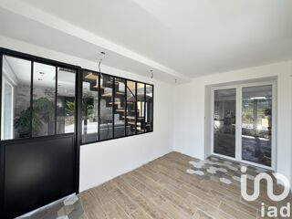  Maison � vendre 9 pi�ces 360 m�