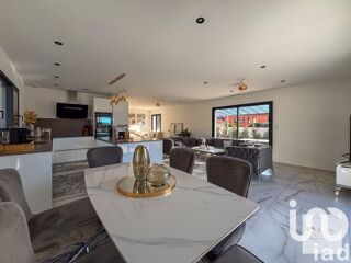  Villa � vendre 5 pi�ces 135 m�