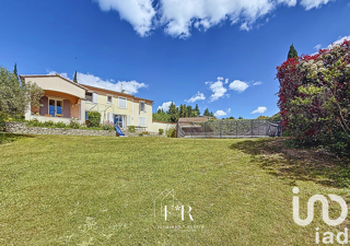  Maison  vendre 8 pices 240 m