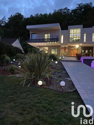  Villa � vendre 8 pi�ces 320 m�