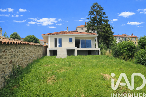   Location Maison/villa 4 pi�ces Maison - 4 pi�ce(s) - 104 m�