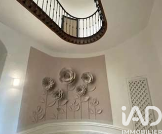  Immeuble � vendre 561 m�