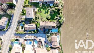  Immeuble � vendre 296 m�