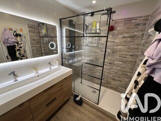  Appartement � vendre 3 pi�ces 77 m�