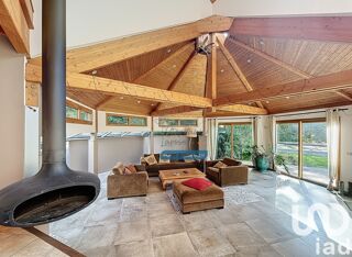  Villa � vendre 9 pi�ces 251 m�