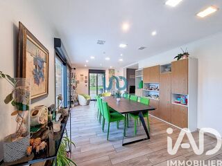  Maison � vendre 9 pi�ces 185 m�