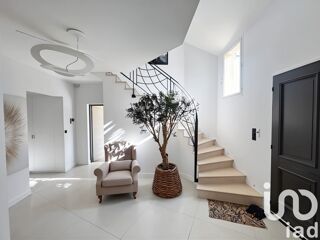  Maison  vendre 10 pices 240 m