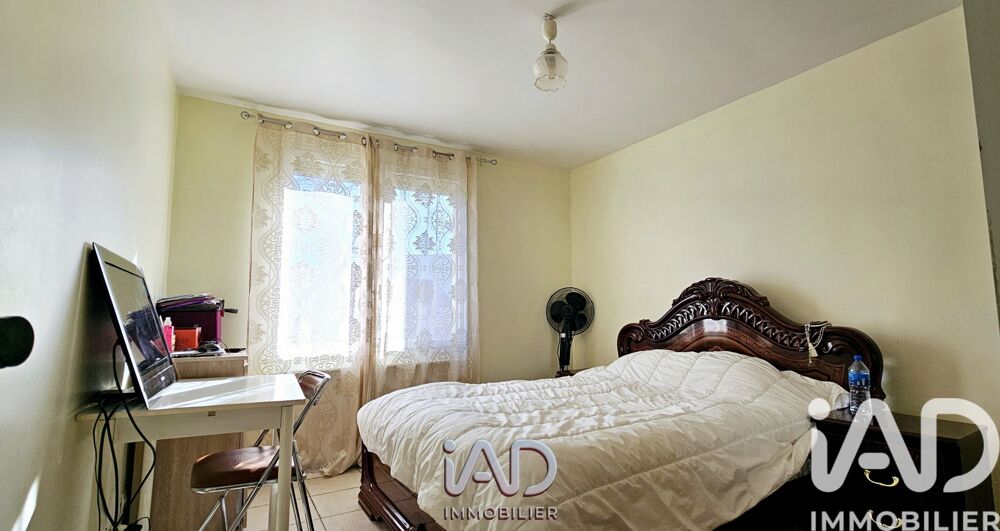  vendre  Maison Sainte-Genevive-des-Bois (91700)