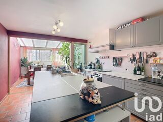  Maison  vendre 6 pices 185 m