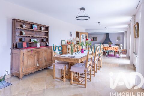   Vente Maison traditionnelle 8 pi�ces Maison - 8 pi�ce(s) - 225 m�