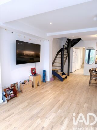  Immeuble � vendre 308 m�