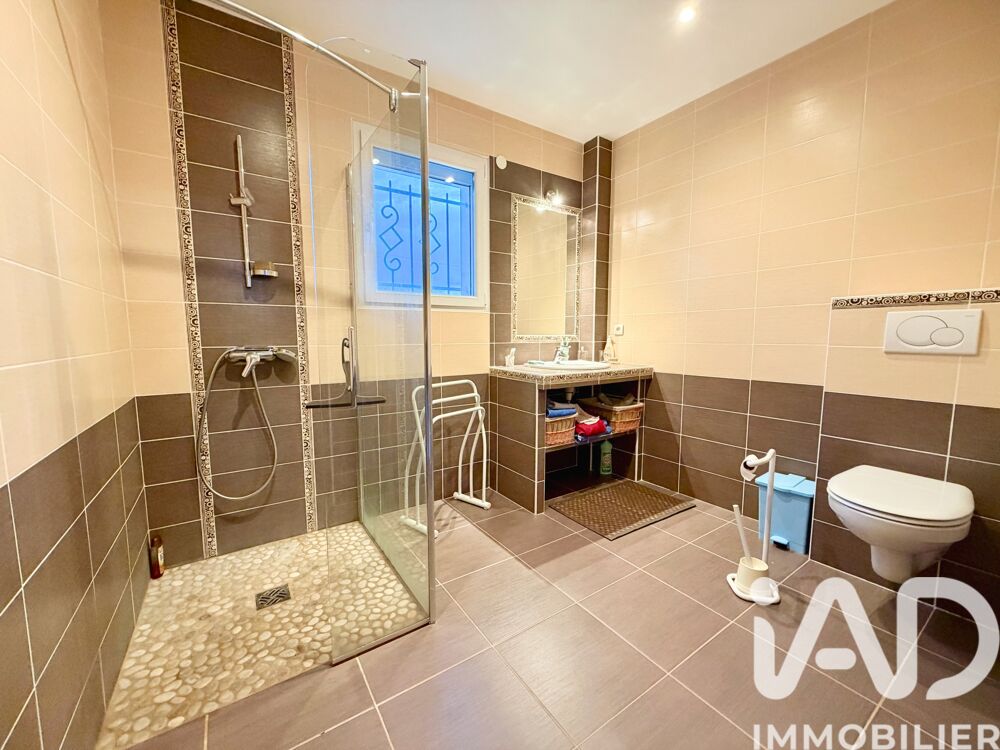 � vendre  Villa Bourgoin-Jallieu (38300)