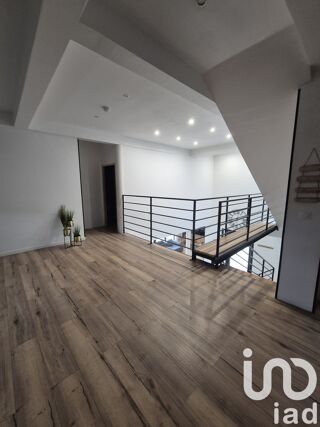  Villa  vendre 8 pices 250 m