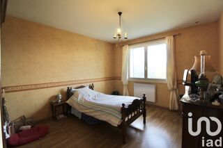  Maison  vendre 8 pices 210 m