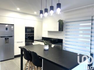  Villa  vendre 5 pices 143 m