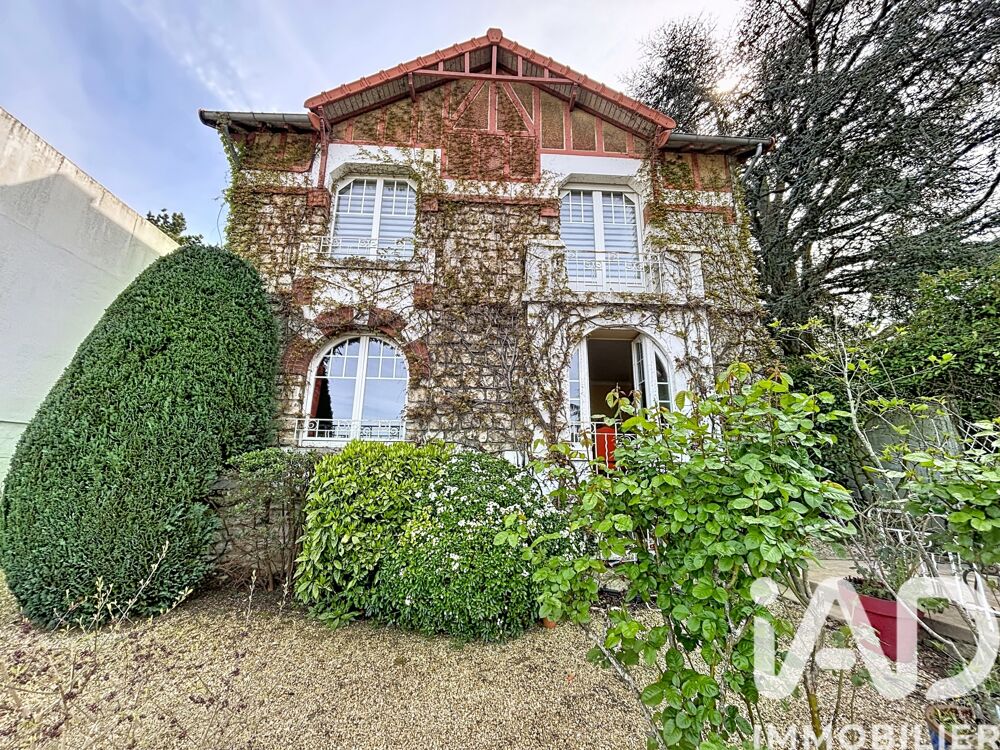 � vendre  Maison Vaucresson (92420)