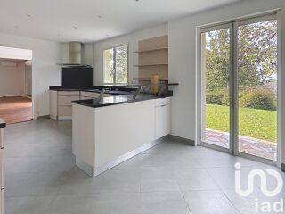  Maison � vendre 7 pi�ces 210 m�