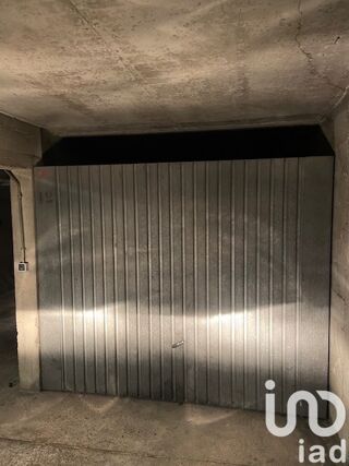  Parking / Garage  vendre 10 m