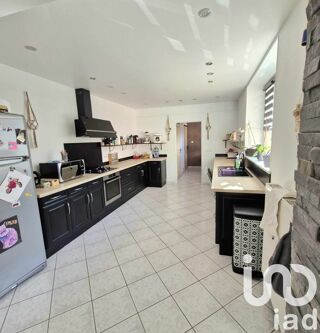  Maison  vendre 5 pices 131 m