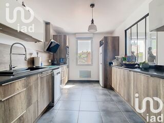  Maison  vendre 6 pices 161 m