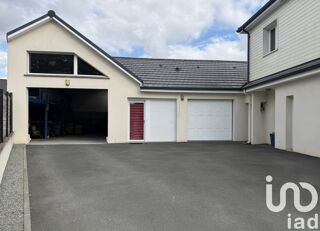  Maison  vendre 6 pices 210 m