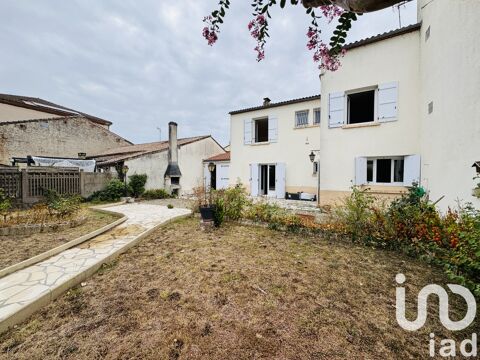   Vente Maison de village 7 pi�ces Maison - 7 pi�ce(s) - 217 m�