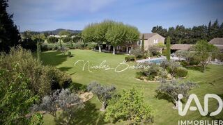  Maison  vendre 8 pices 310 m