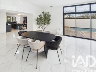  Maison � vendre 6 pi�ces 210 m�