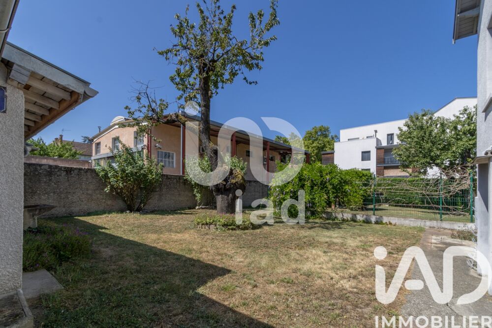 � vendre  Maison Bron (69500)