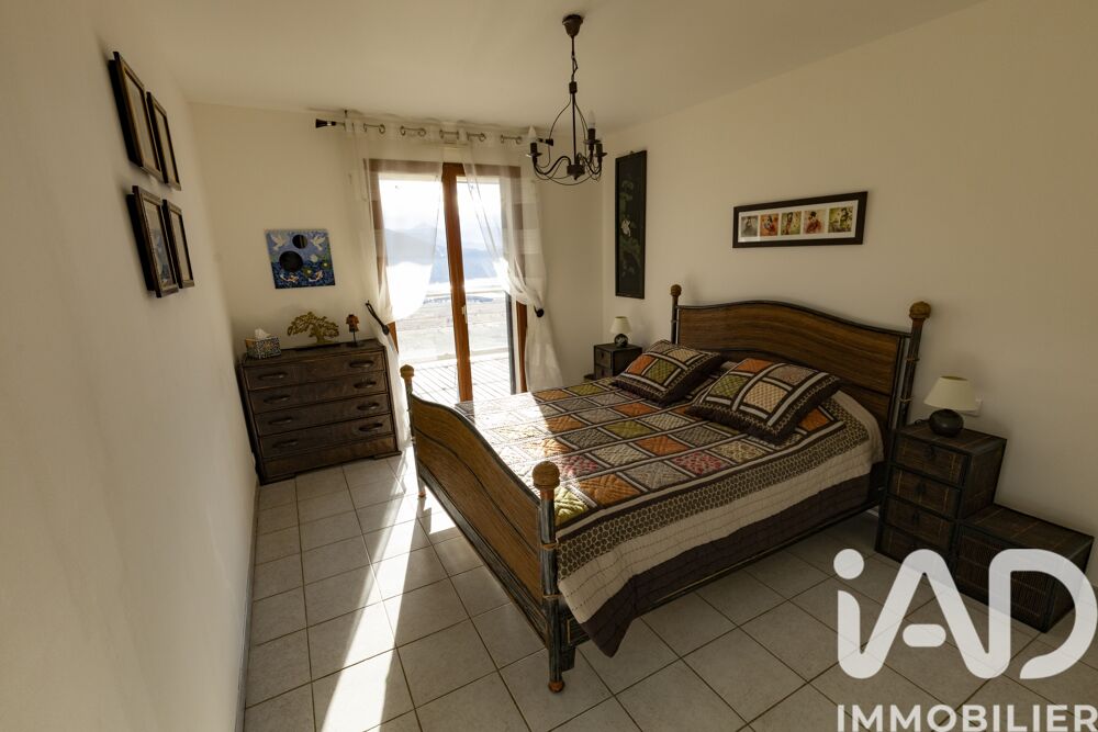 � vendre  Maison Les Angles (66210)