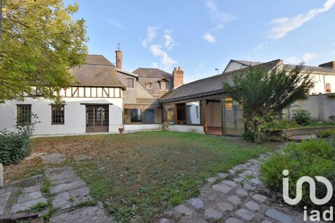   Vente Maison/villa 8 pi�ces Maison - 8 pi�ce(s) - 204 m�