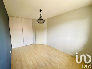  Appartement  vendre 4 pices 82 m