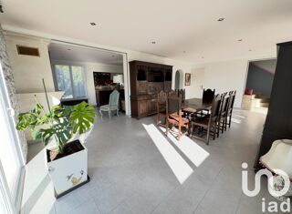  Maison � vendre 7 pi�ces 165 m�