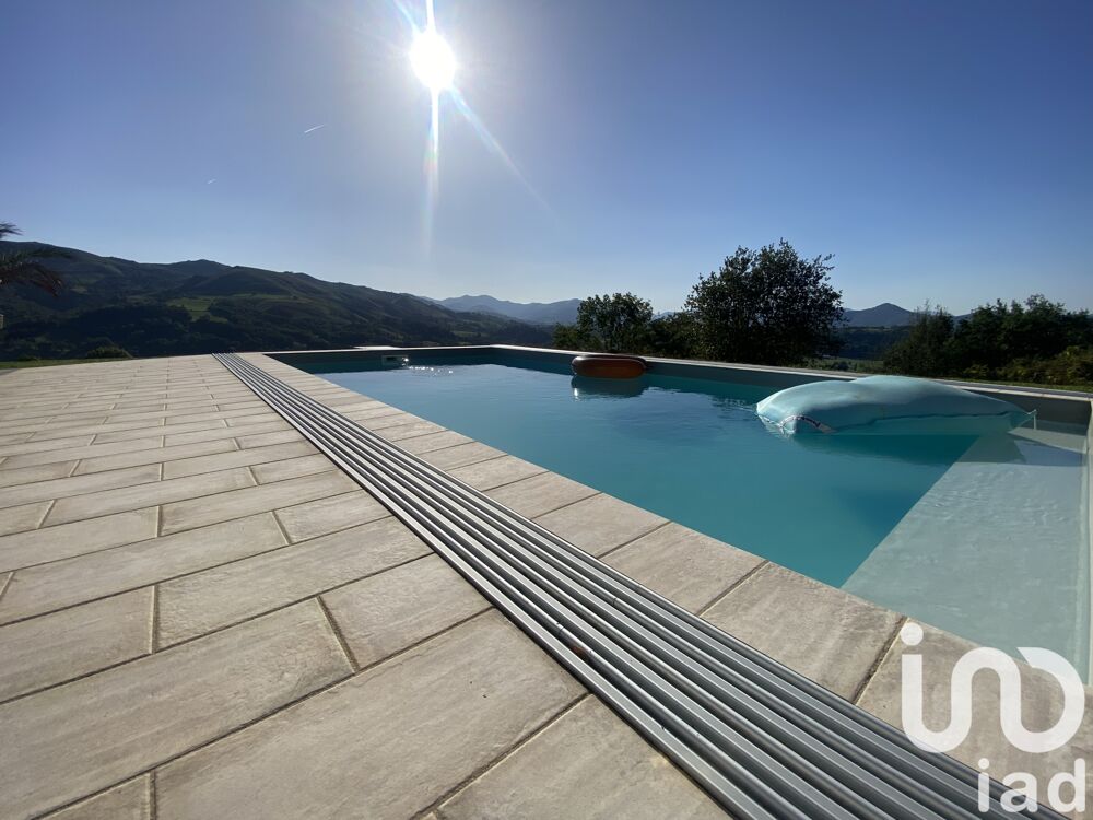 � vendre  Maison Lecumberry (64220)