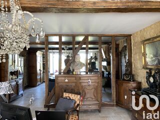  Maison  vendre 9 pices 360 m