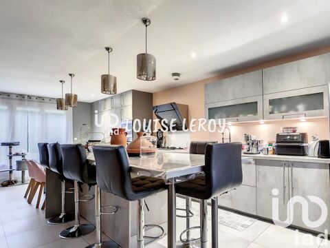   Vente Maison traditionnelle 7 pices Maison - 7 pice(s) - 144 m