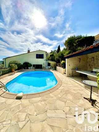  Maison  vendre 5 pices 141 m