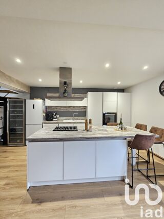  Appartement  vendre 4 pices 178 m