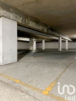  Parking / Garage � vendre 12 m�