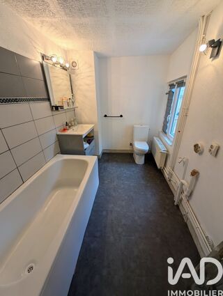  Immeuble � vendre 270 m�